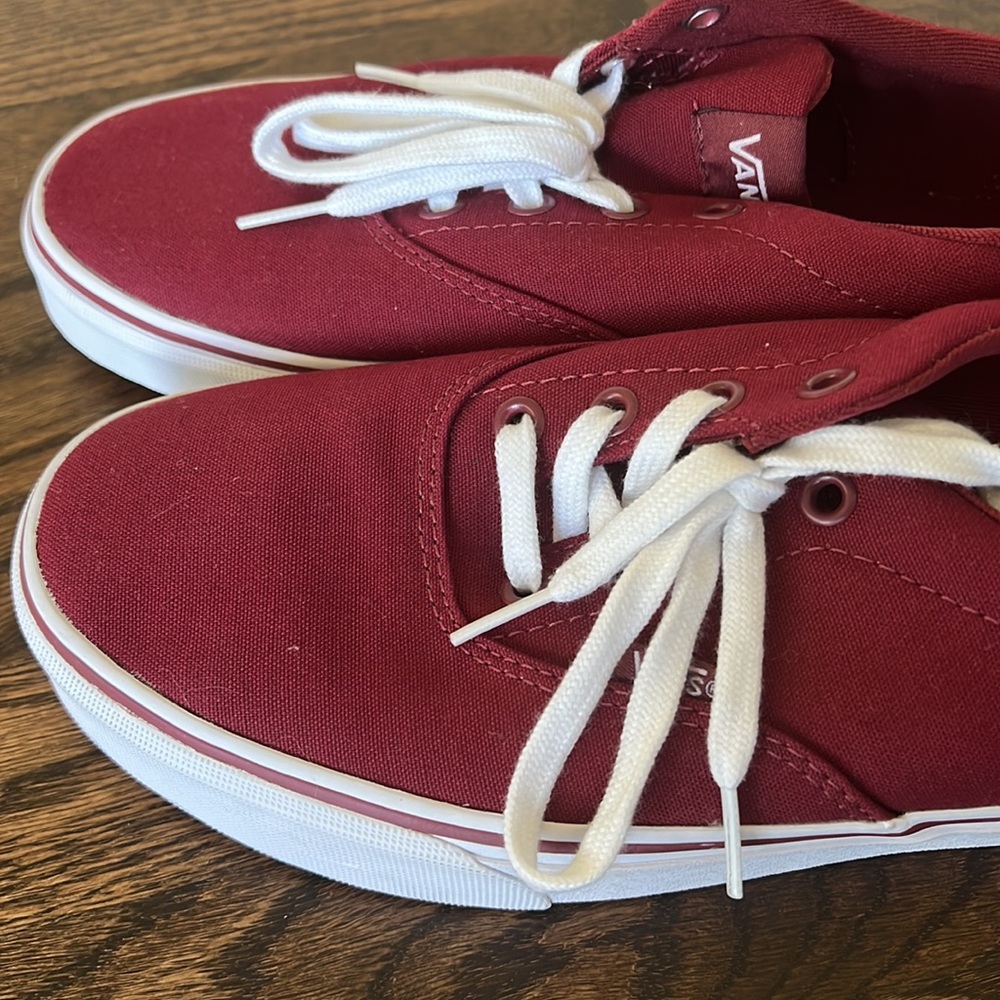 Vans - Picture 6 of 6